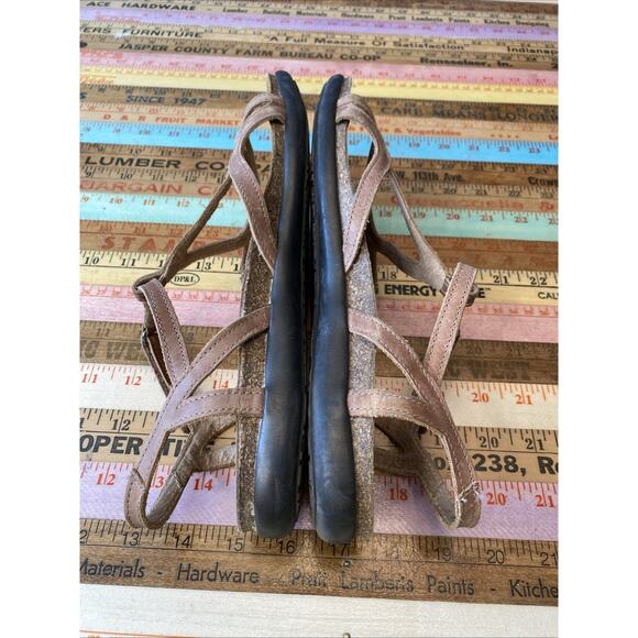 Naot Dorith Sandals Womens Sz 11 EU 42 Strappy Latte Brown Leather Classic - Picture 6 of 10